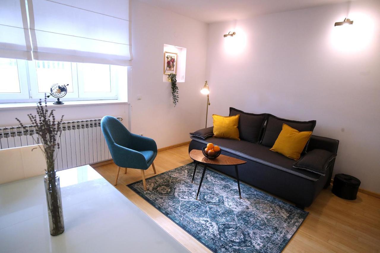 Apartamento La Vie Est Belle Zagreb Exterior foto