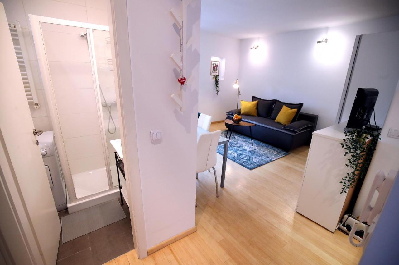 Apartamento La Vie Est Belle Zagreb Exterior foto